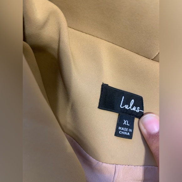Lulus Jacket - Picture 2 of 3